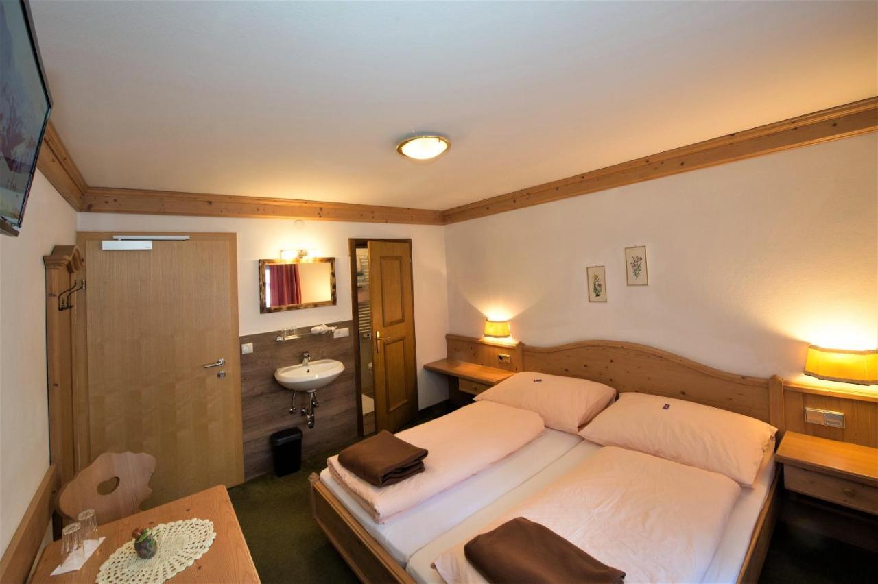 Pension Hochtor Saalbach-Hinterglemm Bagian luar foto